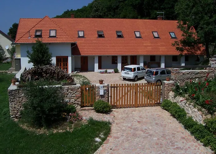 Bakonyi Apartmanház Eplény